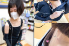 胸チラ動画02 本屋/美人ママの極ゆる乳首胸チラ!!