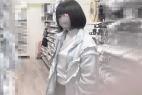 S級美女を何度も狙う同業者/食い込み白Pが丸見え【禁断の逆さ撮り】Vol.54
