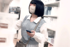 ヒクつくマンコの青チェさん、私服姿でもノーパンを撮影され剛毛マンコを見られる【ローアングル/パンチラ●撮風】
